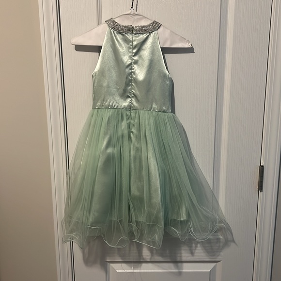 Little girl gown - Picture 2 of 4
